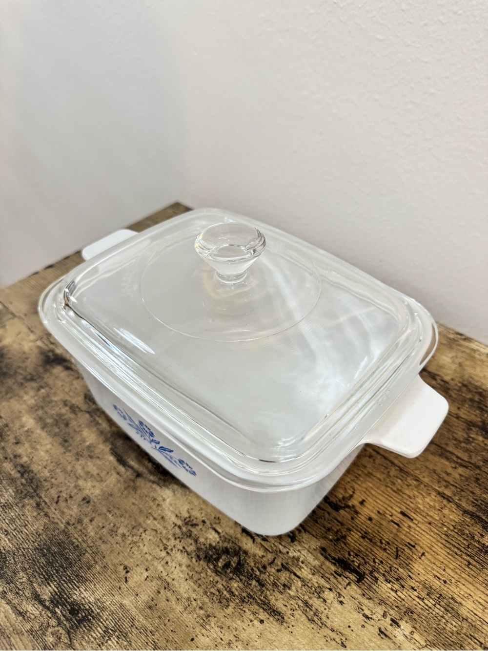 Vintage Corning Ware Blue Cornflower Casserole Dish w/ Glass Lid - Picture 8 of 10